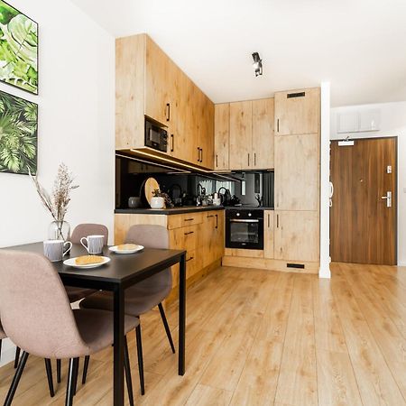 Apartament Near Sky Tower Free Parking For 2 Cars Вроцлав Екстер'єр фото